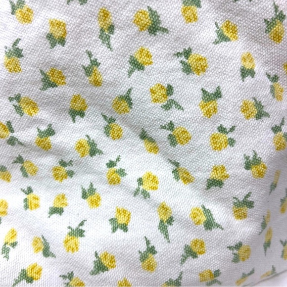 Waverly Garden Room Table Linen Yellow Flowers Lot of 11 (17 x17”) - Picture 5 of 6